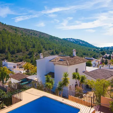 Villas Guzman - Elfriede Villa *